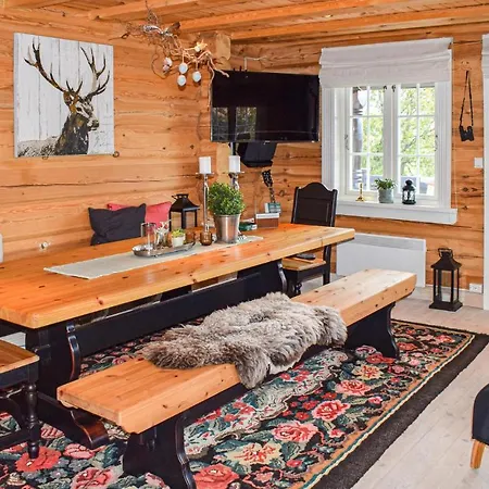 Holiday home Beautiful In With Kitchen